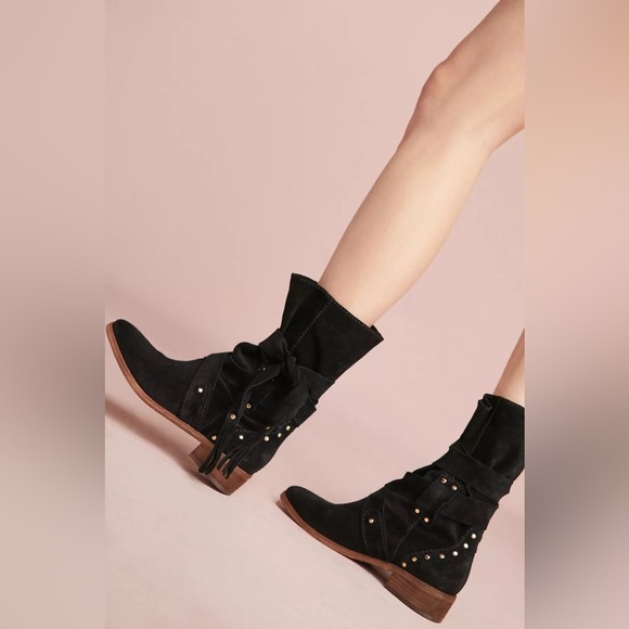 See By Chloe Studded Crosta Boots Women’s Black Suede Booties Gold Stud Size 7.5 - Picture 4 of 13